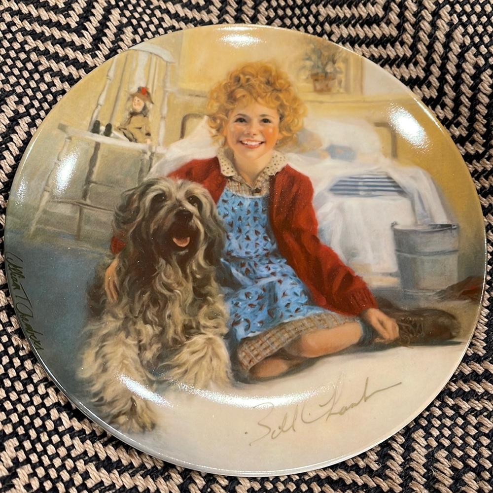 Annie and Sandy First Issue The Annie Collectors Plate Series with Authenticity